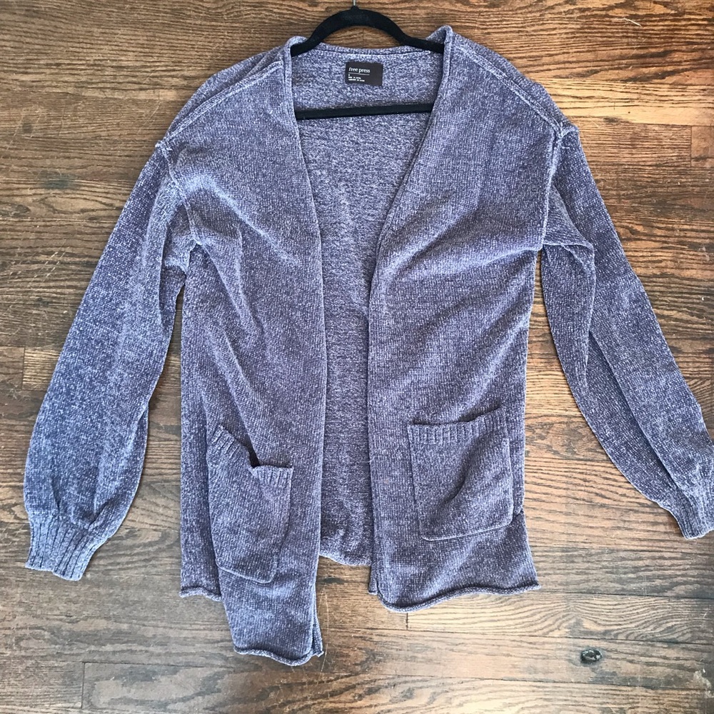 Knit cardigan with pockets